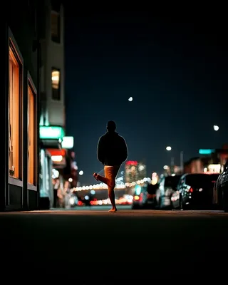 Midjourney SREF 2866 Urban Solitude Sprint — sample image 3